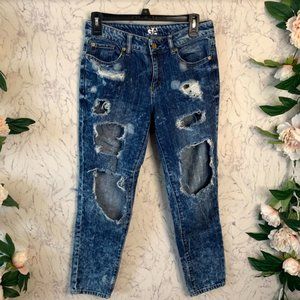 GARAGE Distressed Boyfriend Jeans